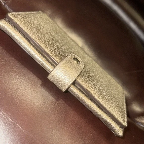 **SOLD** NWOT Coach Gold Leather Slim Snap Bifold Wristlet/Clutch - Picture 7 of 14